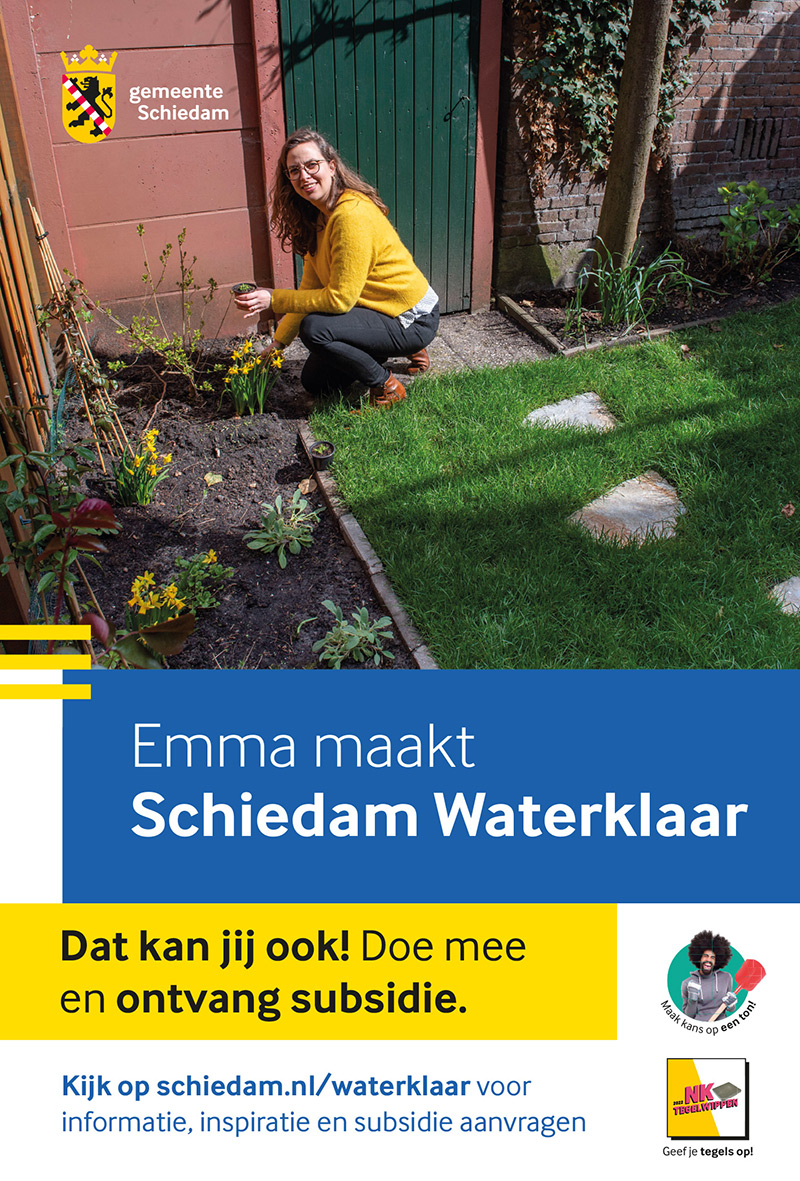 Mupi Schiedam waterklaar campagne in de tuin aan het planten